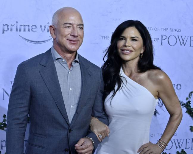 Jeff Bezos with his girlfriend Laura Sanchez at Prime Video's Rings of Power premiere. Credit: UPI / Alamy Stock Photo