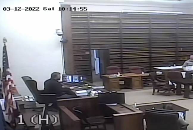 The judge shockingly pulled out a gun in a New Martinsville, West Virginia courtroom. Credit: CBS