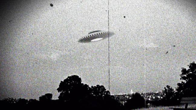 UFOS/UAPs have been sighted on numerous occasions in the past. Credit: World History Archive/Alamy Stock Photo