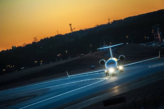 It's up to the air traffic control team to make sure everything runs smoothly. Credit: Steve Allen/Allen Creative/Alamy Stock Photo