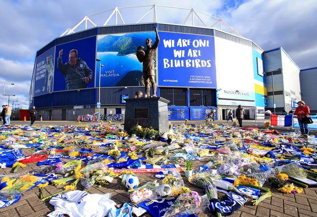 Cardiff fans paid tribute to the striker who never got to play for them. Image: PA Images
