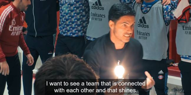 Mikel Arteta uses a lit lightbulb in his team-talk.