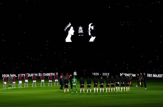 Aston Villa and Southampton players observe a minute's silence ahead of their game on Friday. Image: Alamy