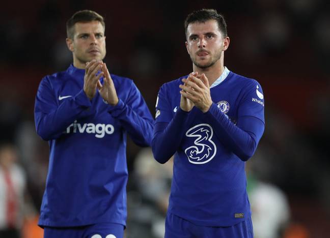 Mason Mount and Cesar Azpilicueta applauding the Chelsea fans at Southampton. (Alamy)