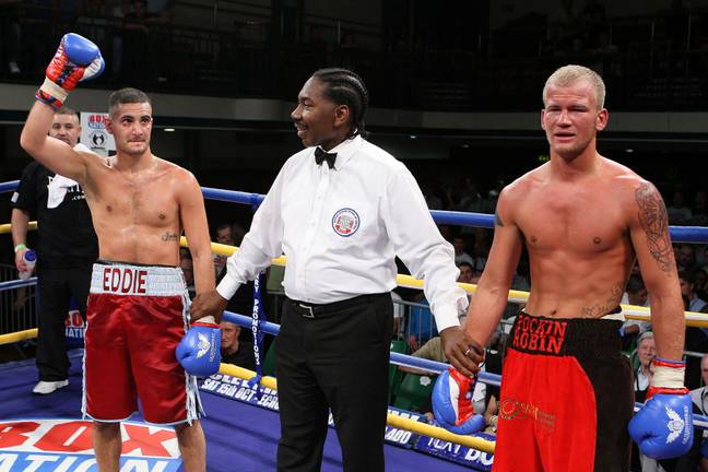 Robin Deakin (right) won just two of his 55 professional fights (Image: Alamy)