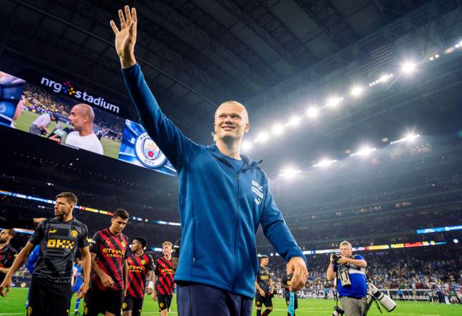 Haaland waving to the City fans on the club's tour to America. Image: Alamy