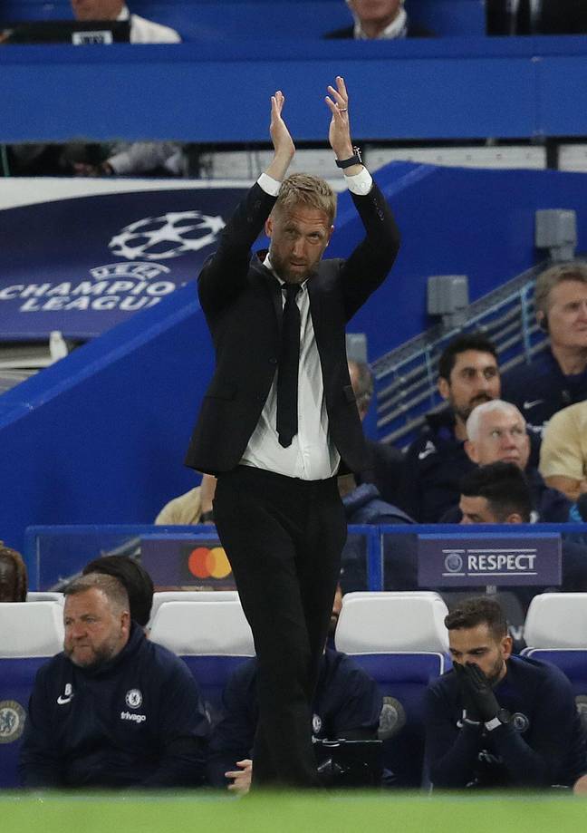 Graham Potter applauding the Chelsea play. (Alamy)
