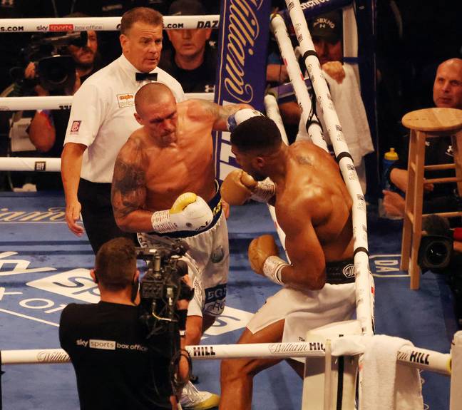 Usyk closed the show in style (Mark Robinson/Matchroom Boxing)