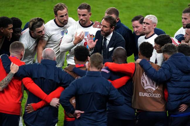 Southgate speaking to his players during last summer's European Championship final. (Image Credit: Alamy)