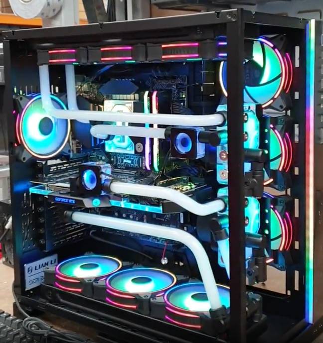 Dual Loop Hyper Liquid PC Review - A Water Cooling PC With Some ...