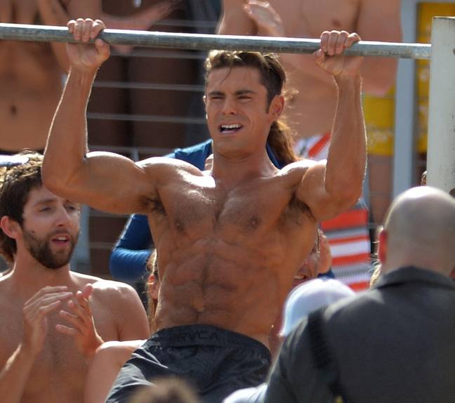 Efron on the set of Baywatch. Credit: Storms Media Group / Alamy.