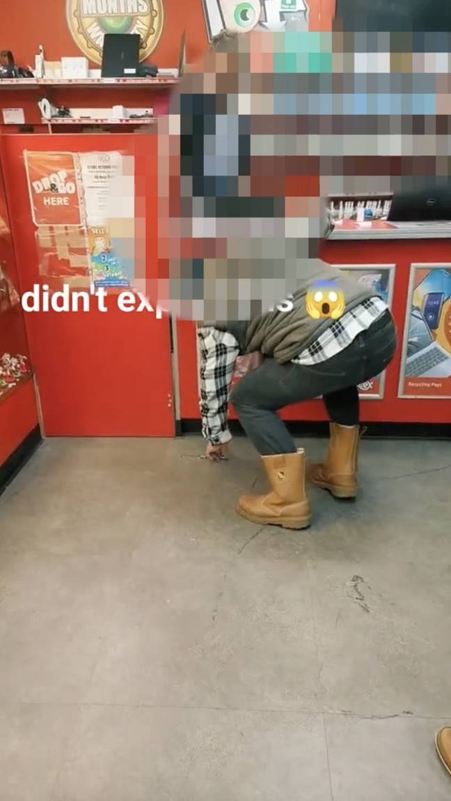Angry CeX shopkeeper smashes phone 'f**king rip off' with staff He got so excited that the watch dropped from his wrist. credit: tiktok/@shaniceisinthehouse