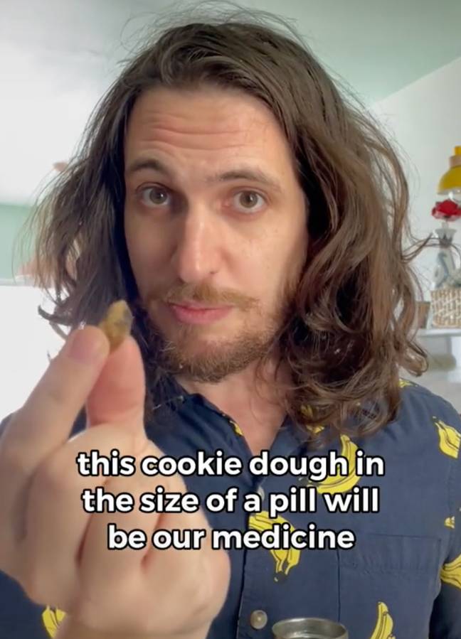 Sidney exemplified the life hack using a piece of cookie dough. Credit: @sidneyraz/ TikTok