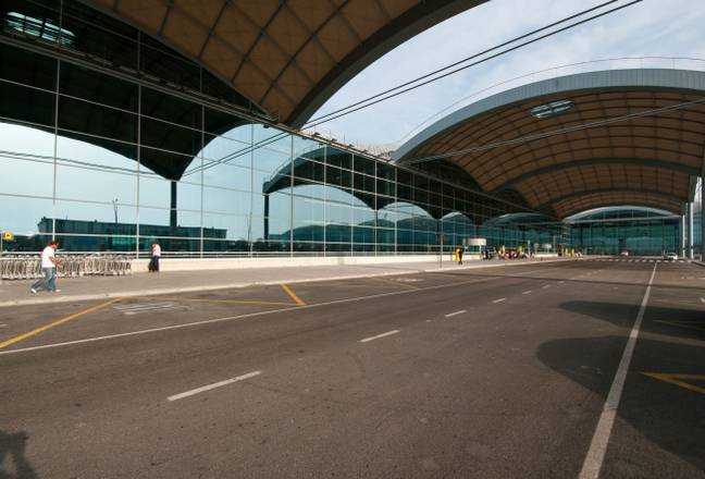 Sharon was left in a ‘terrible state’ after a night at Alicante Airport. Credit: Alamy