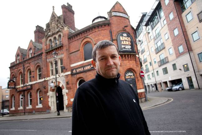 Paul Heaton is giving fans free beer to mark his 60th birthday. Credit: Alamy