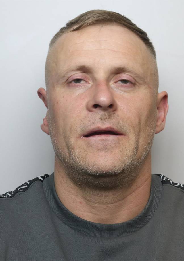 Dave Poppleton Public warned not to approach man with half an ear as police hunt is ...