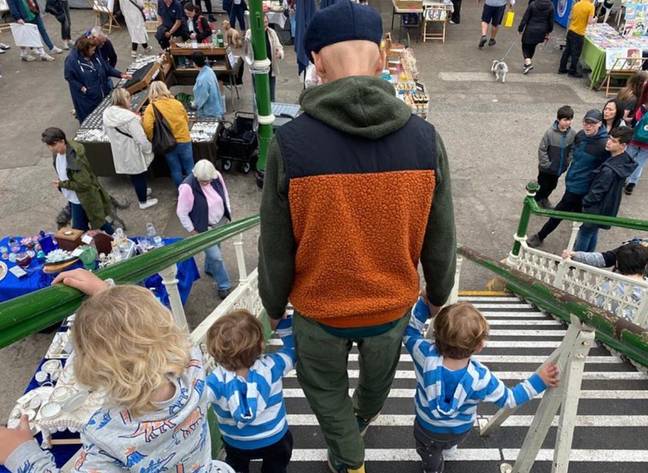 Jonnie Irwin with his three children. Credit: Instagram/@jonnieirwintv