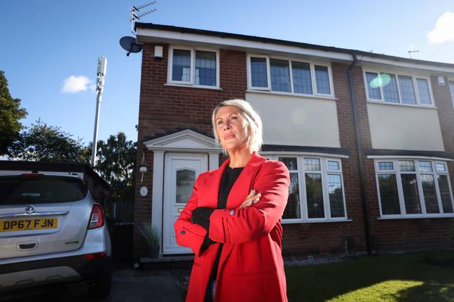 A new 5G mast has angered residents on a street in Rochdale. Credit: MEN