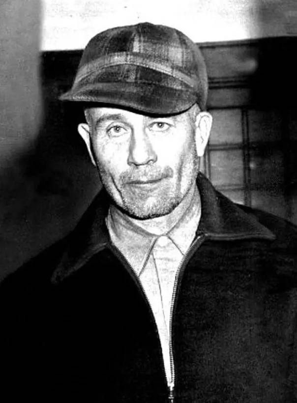 Ed Gein is the serial killer who inspired the 'Moonlight Man' in Gerald's Game. Credit: FBI