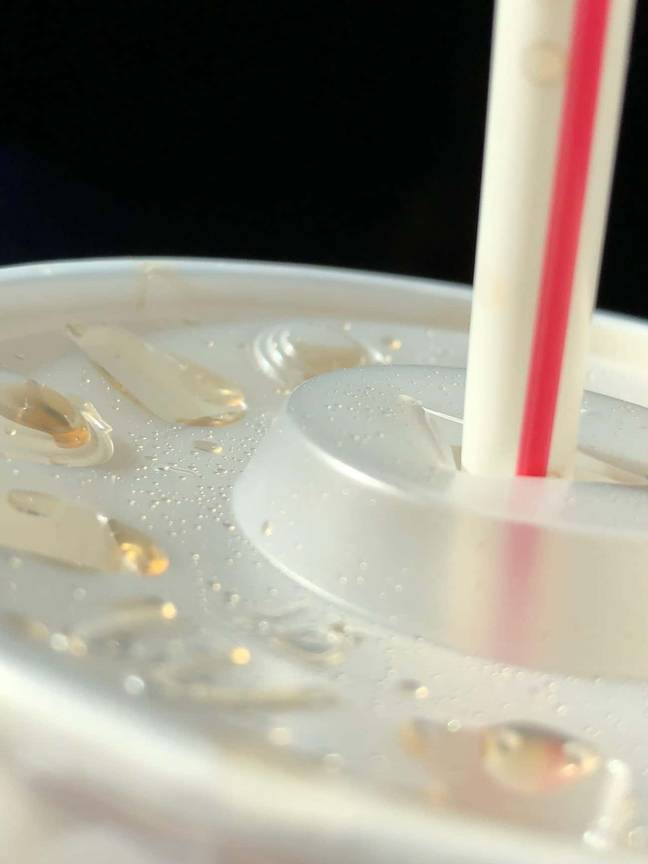 TrivDaily - There’s a reason McDonald’s coke tastes so different 49 The packaging also plays a huge part. Credit: Michael Rieplhuber / Pexels