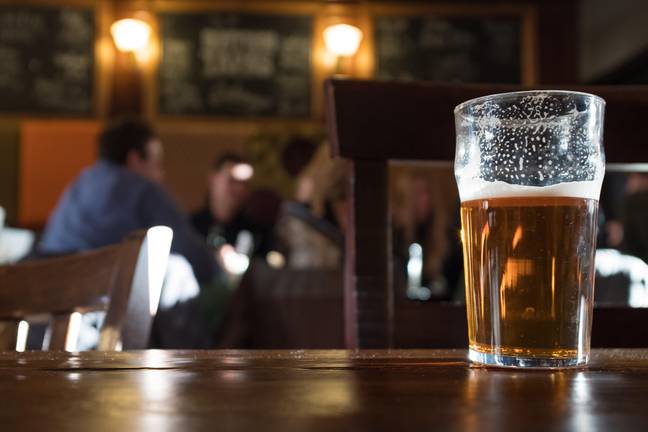 There's a weird UK law regarding our beloved pubs. Credit: Paul Carstairs / Alamy Stock Photo