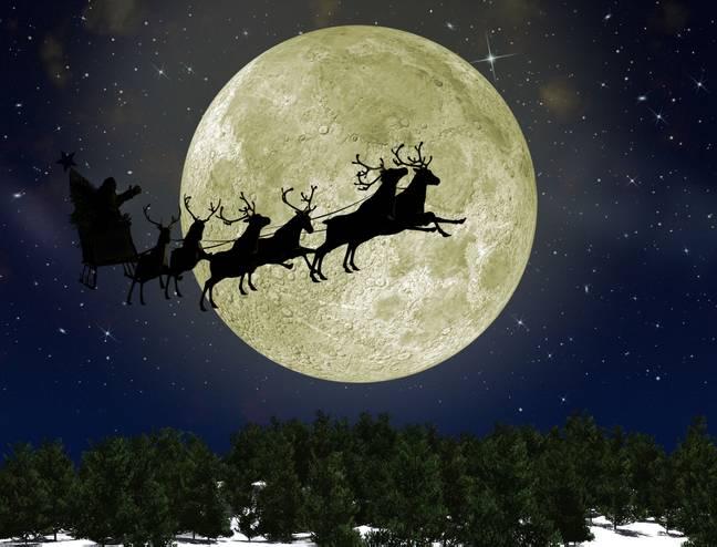 NORAD said that Santa is still flying despite the technical issues with the tracker. Credit: Sergey Galushko / Alamy Stock Photo
