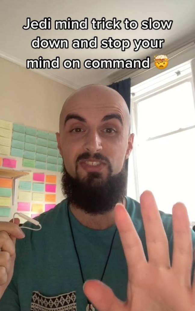 This TikToker shared a simple trick to silence your mind instantly. Credit: TikTok/@thementallevel