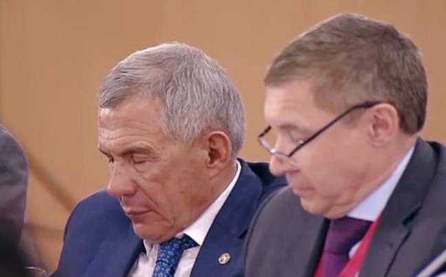Putin wasnt the only one in need of a good kip at the meeting. Credit: Kremlin/East2west news