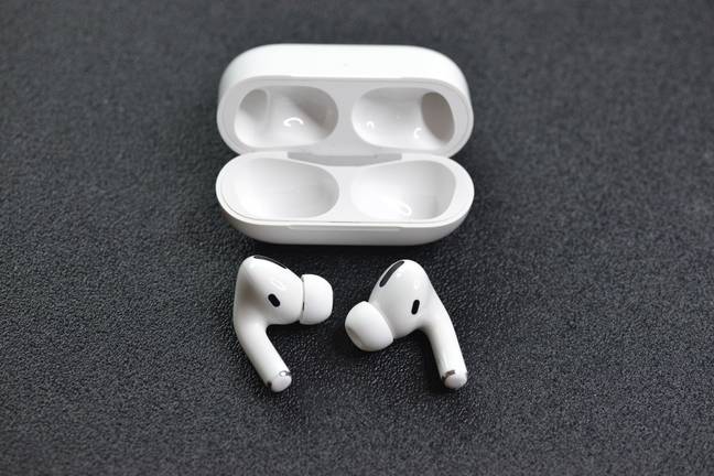 A woman was unfortunately separated from her AirPods while flying. Credit: Pixabay