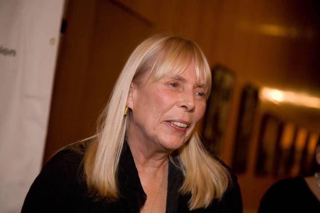 Joni Mitchell In Solidarity With Neil Young Over Spotify and Joe Rogan Covid Argument . Credit: Alamy 