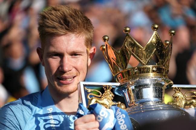 10 tiền vệ Premier League xuất sắc nhất mọi thời đại, được xếp hạng