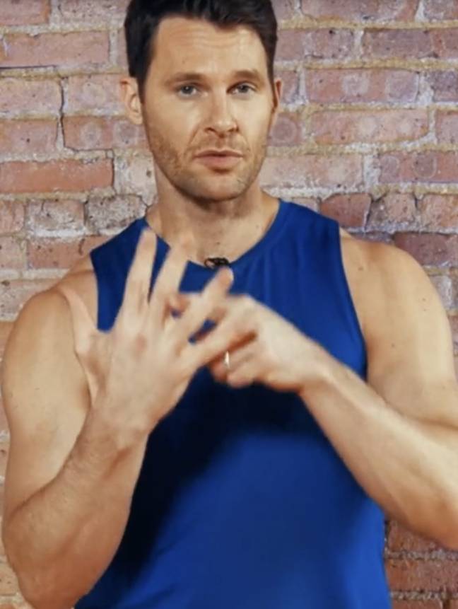 Like this, basically. Credit: TikTok/@joeythurmanfit