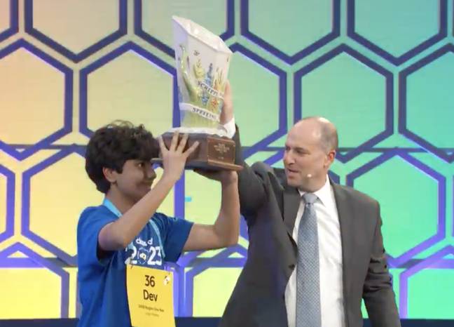 14 year old Wins 50 000 On Spelling Bee After Correctly Spelling 14 year old wins 50 000 on spelling bee after correctly spelling