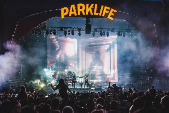 Parklife returns to Manchester's Heaton Park in 2022 (LADbible).