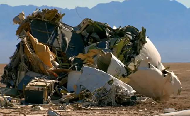 727 Exploding Surreal footage of scientists deliberately crashing a Boeing 727 to ...