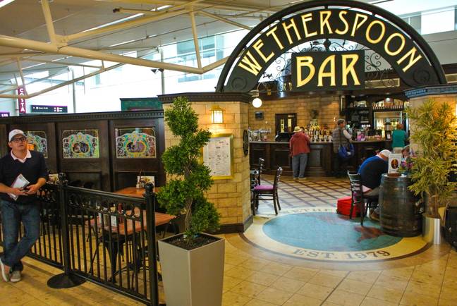 The bubbletiser is a new drink on the Wetherspoon menu. Credit: Bigred / Alamy Stock Photo