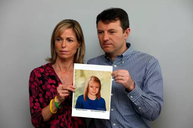 Kate e Jerry McCann nunca perdem a esperança.  Crédito: TC/Alamy Stock Photo