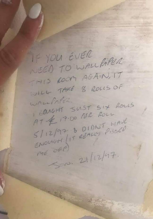The note was dated 21 December 1997. Credit: Reddit/Brilliantas
