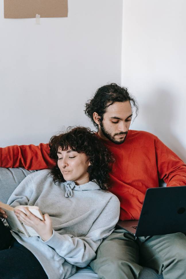 Communication is key for any healthy relationship. (Credit: Pexels/Blue Bird)
