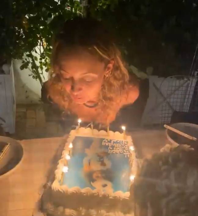 Nicole Richie was blowing out the candles on her 40th birthday cake when the incident happened (Credit: Instagram/nicolerichie)t 