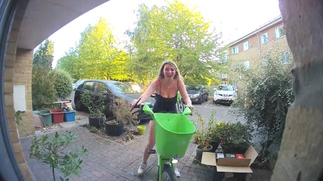 Leoni fell off her bike as she approached the front door. Credit: Caters News