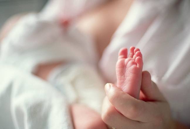 Saffron doesn't regret having her baby, but she acknowledges how hard it is as a young, teen mum. Credit: Getty Stock Image