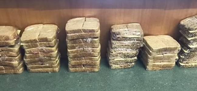 Mum Elsie shared a picture of five weeks worth of sandwiches to go in a packed lunch. Credit: Facebook