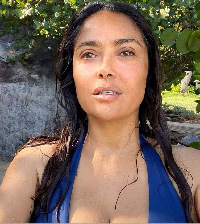 Salma Hayek often share stunning bare face selfies. Credit: @salmahayek/Instagram