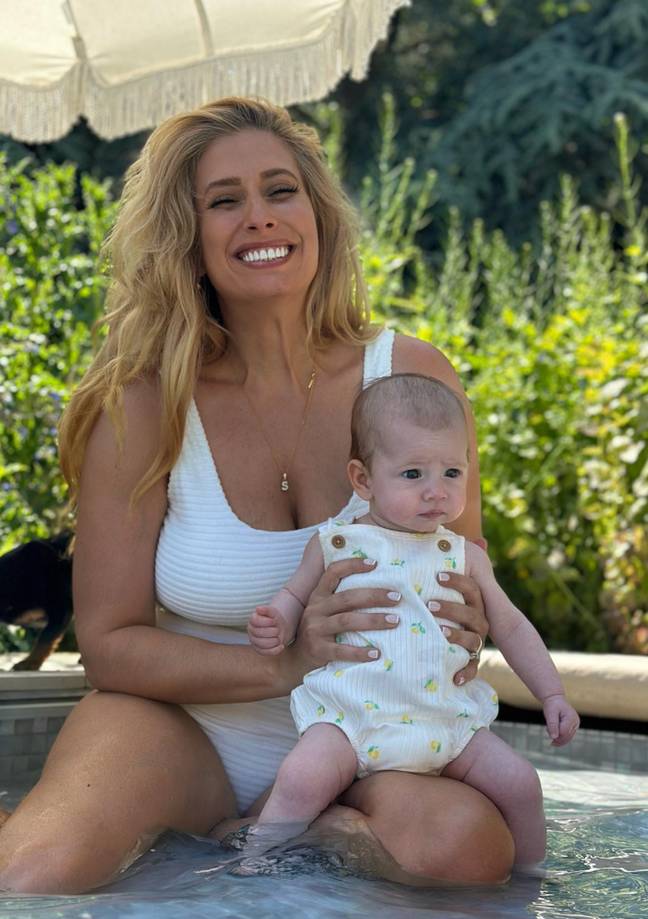 The X Factor star has been praised for showing off her 'real' bikini body. Credit: Instagram/@staceysolomon