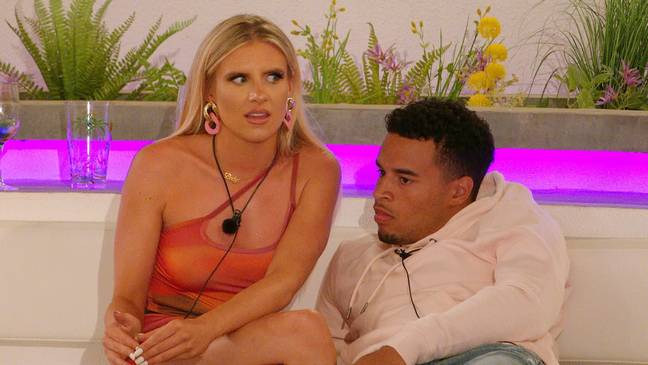 Toby and Chloe had a chat about their villa sitch (Credit: ITV)