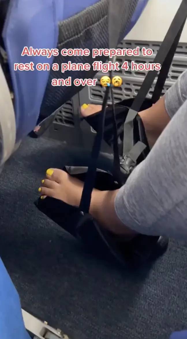 Wendy brought along special equipment on the flight, including a foot sling and a huge inflating pillow. Credit: TikTok/@wendygonewild