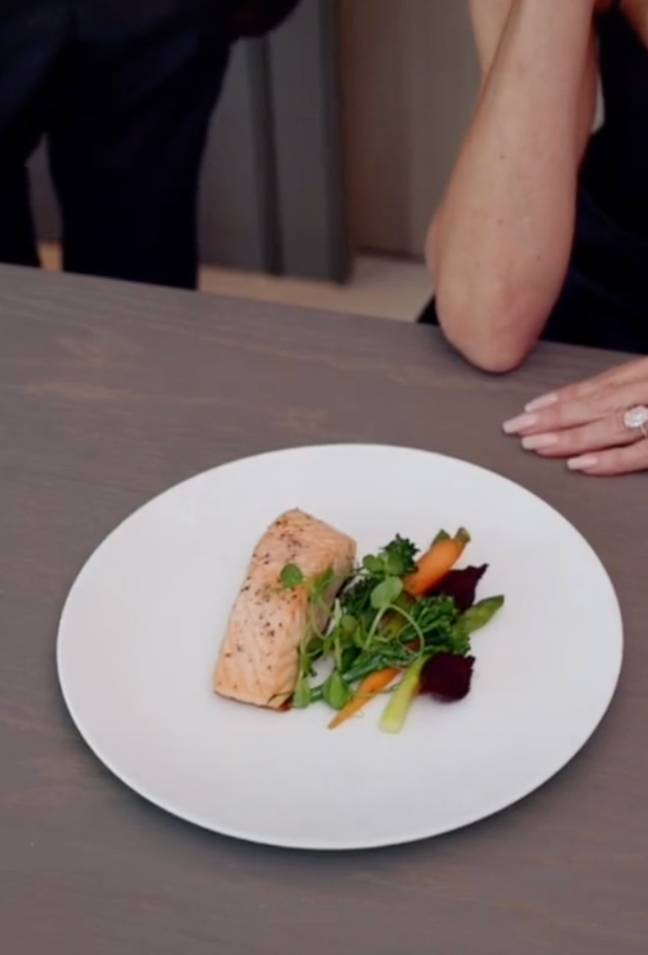 The dish revealed a plate of salmon and vegetables. Credit: TikTok/@victoriabeckham
