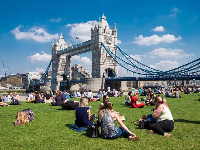 People in London on a hot day in 2018. Credit: Alamy / Paul Swinney 
