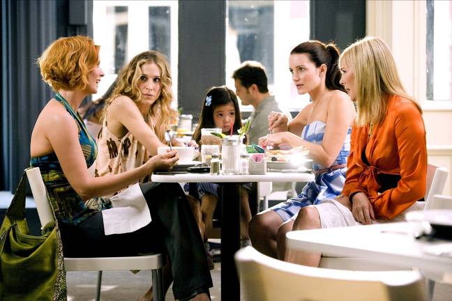 Carrie and the girls in the first Sex and the City Movie. Credit: Cinematic Collection/Alamy Stock Photo